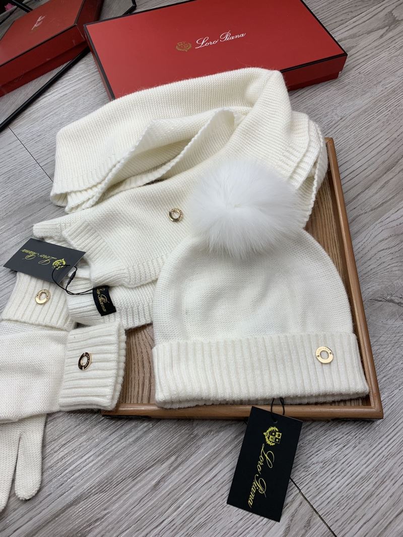 Love Piana Caps Scarfs